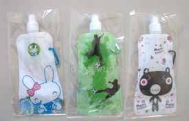 便攜式折疊水壺 美樂(lè)日用百貨在義烏國(guó)際商貿(mào)城的創(chuàng)新選擇